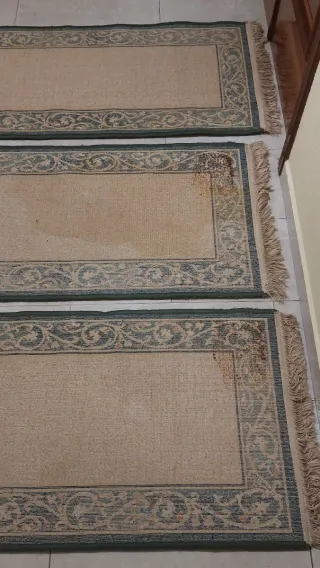 Tappetini da camera da letto marroni e verdi