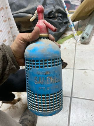 Caja de 8 sifones antiguos
