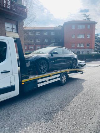 Servició grua portacoches 24h