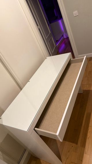 Tocador Ikea MALM Blanco y Cristal