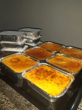 Deliciosos quesillos Venezolanos