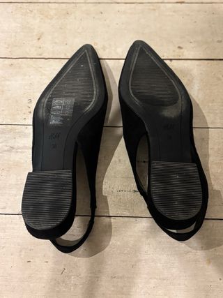 Zapatos destalonados ante negro
