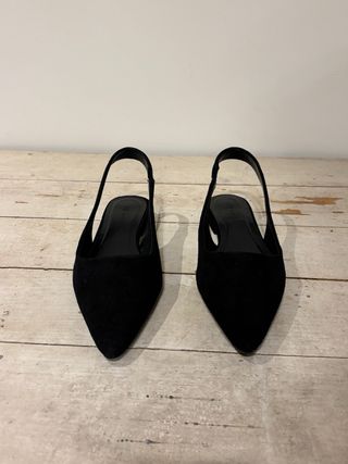 Zapatos destalonados ante negro