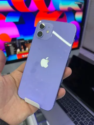 iPhone 12 Viola