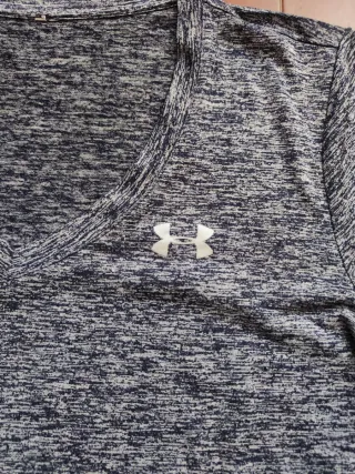 Under Armour Tech Twist V-Neck – T-shirt taglia M