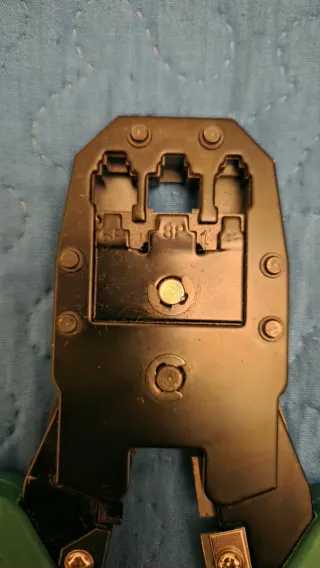 Alicate cravar cabos RJ11/RJ45 com lâmina corte