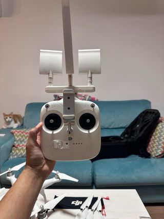 DJI Phantom Standard + 2 baterías + GPS nuevo + so