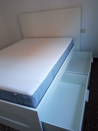 Cama Matrimonio IKEA con Cajones