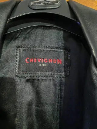 Chaqueta de Piel Chevignon Negra