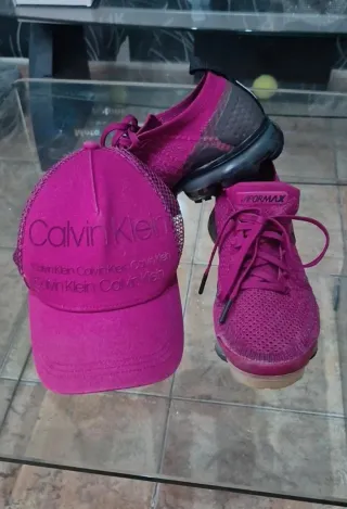 Zapatillas Nike y Gorra Calvin Klein