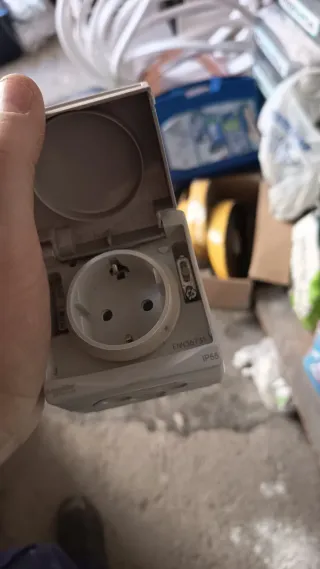 Electricista Granada economico