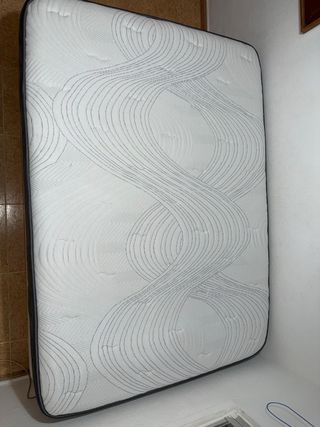 Canapé + Colchón ortopédico 135x190 (NEGOCIABLE)