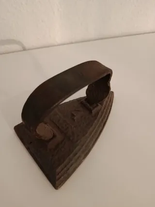 Plancha de hierro antigua