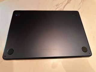 MacBook Air M2 2022 13 Medianoche