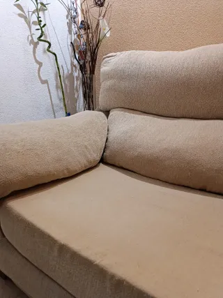 Sofá beige tela extensible