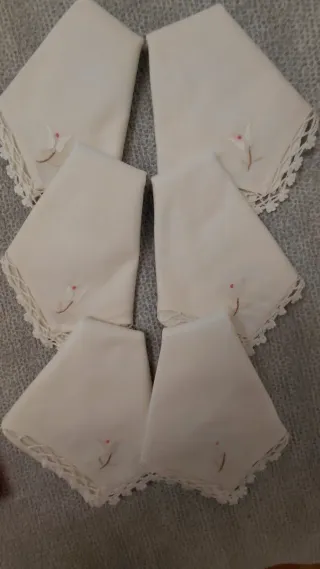 Set da tavola ricamato