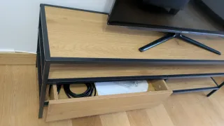 Mesa TV Jysk Madera y Metal