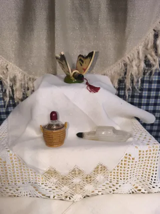 Frascos de perfume antiguos