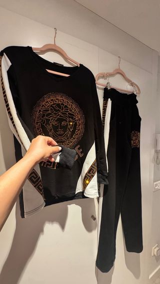 Conjunto Versace Negro y Dorado Nuevo