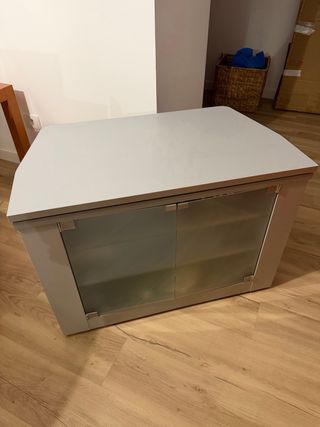 Mesa TV giratoria con cajones