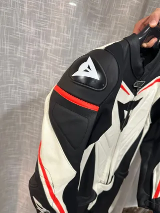 !NUEVO¡ Mono Dainese Laguna Seca 2 piezas talla 50