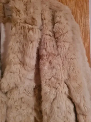 Abrigo pelo Zara beige