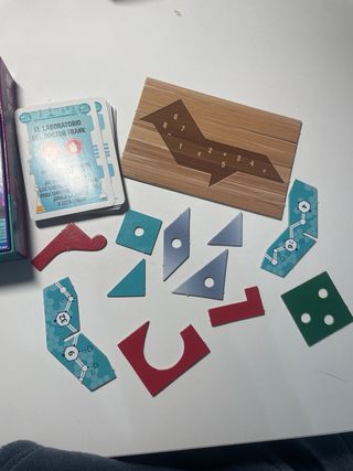 Escape Game Pocket: El laboratorio del Doctor Fran