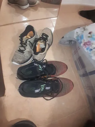 Lote de zapatillas deportivas variadas
