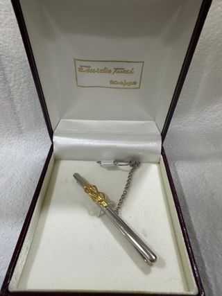 Pisacorbatas Novio color dorado y Plateado