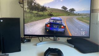 Xbox Series X + Mando Negro