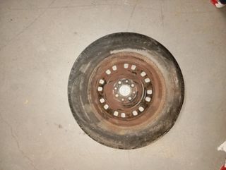 Rueda llanta seat marbella, terra, trans y panda -