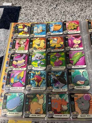 Álbum Pokémon Staks Panini