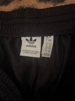 Pantalón chándal Adidas three stripes botones