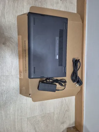 Dell Inspiron 3530 Portátil Negro/Gris