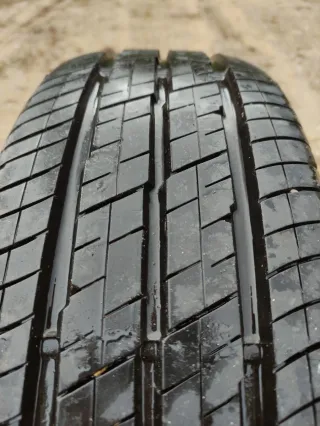 Rueda Neumático Continental 215/65 R16 C