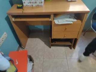 Escritorio infantil madera