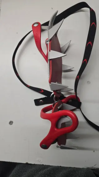 Camp Stalker Crampones