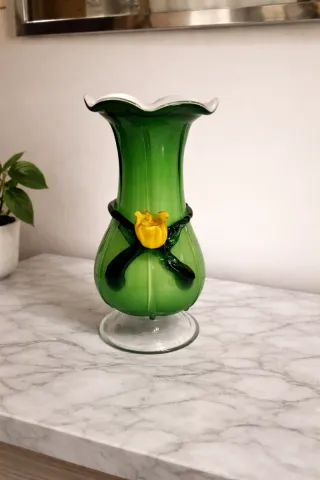 Vaso Murano Verde con Fiore Giallo