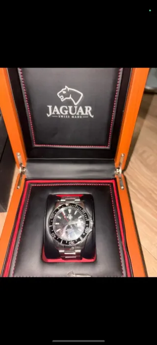Reloj Jaguar Negro y Plateado
