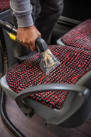Alquiler máquina limpieza alfombras, sofás, tapice
