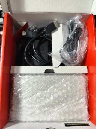 Pack Nintendo Switch OLED + 2 Pokemon y Funda