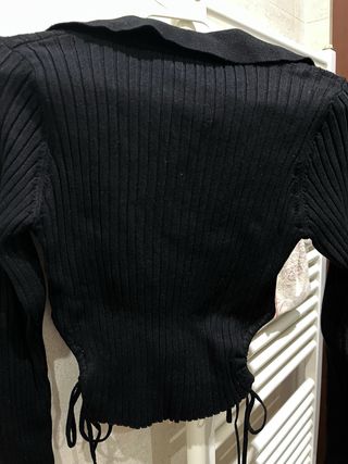 Jersey Bershka negro