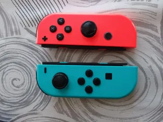 Mandos Nintendo Switch Azul y Rojo