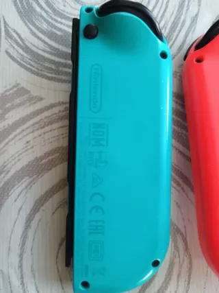 Mandos Nintendo Switch Azul y Rojo