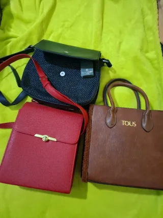 Lote de 3 bolsos Tous, rojo y marrón