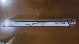 Electrodos de soldadura y escuadra magnética