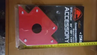 Electrodos de soldadura y escuadra magnética