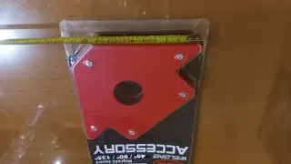 Electrodos de soldadura y escuadra magnética