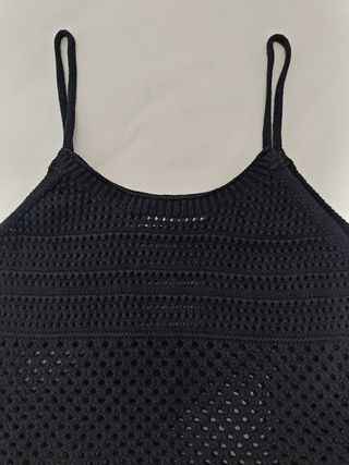 Top Mango tirantes calado negro