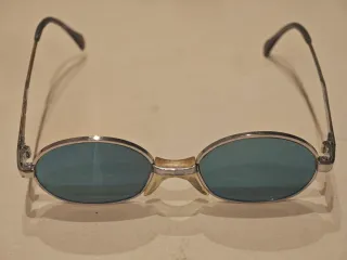 Gafas metálicas con cristal espejo